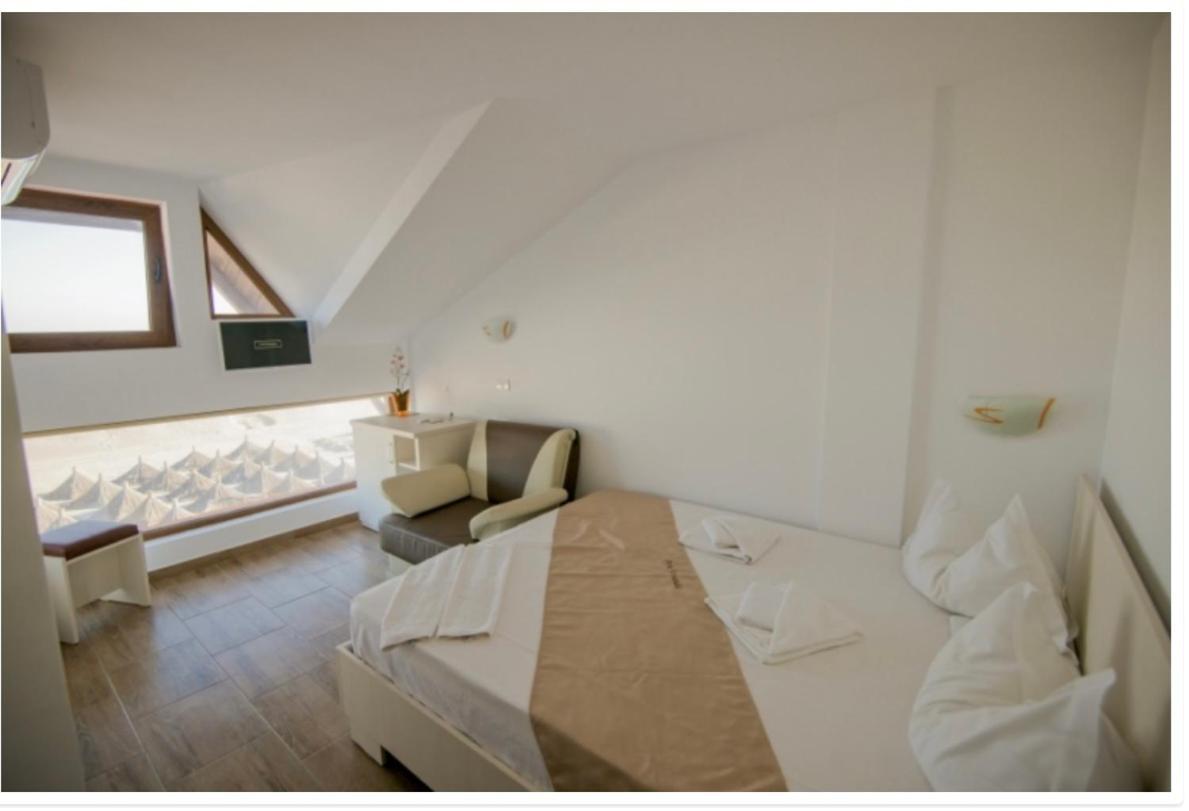 Hôtel Complex Turistic Perla Venusului Extérieur photo